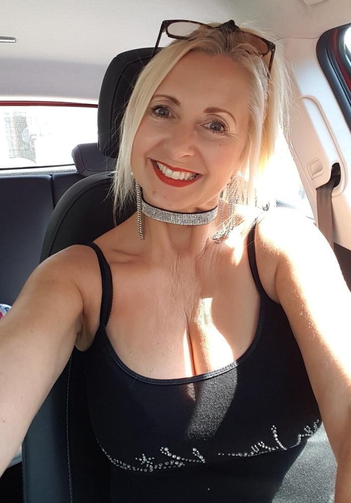 25P Gorgeous and Busty Mature Ladies 34