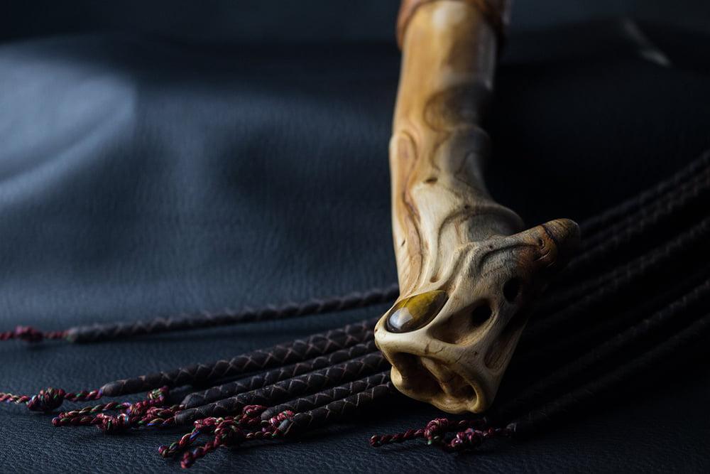 23P Tiger eye flogger