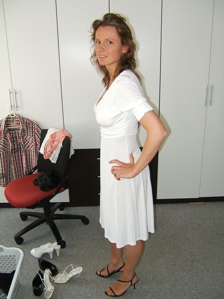 25P Busty babe fav