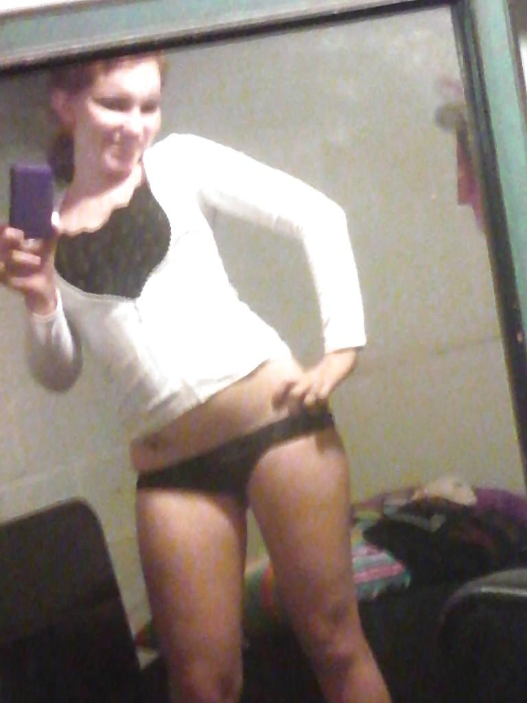 18P Nice self shot redhead