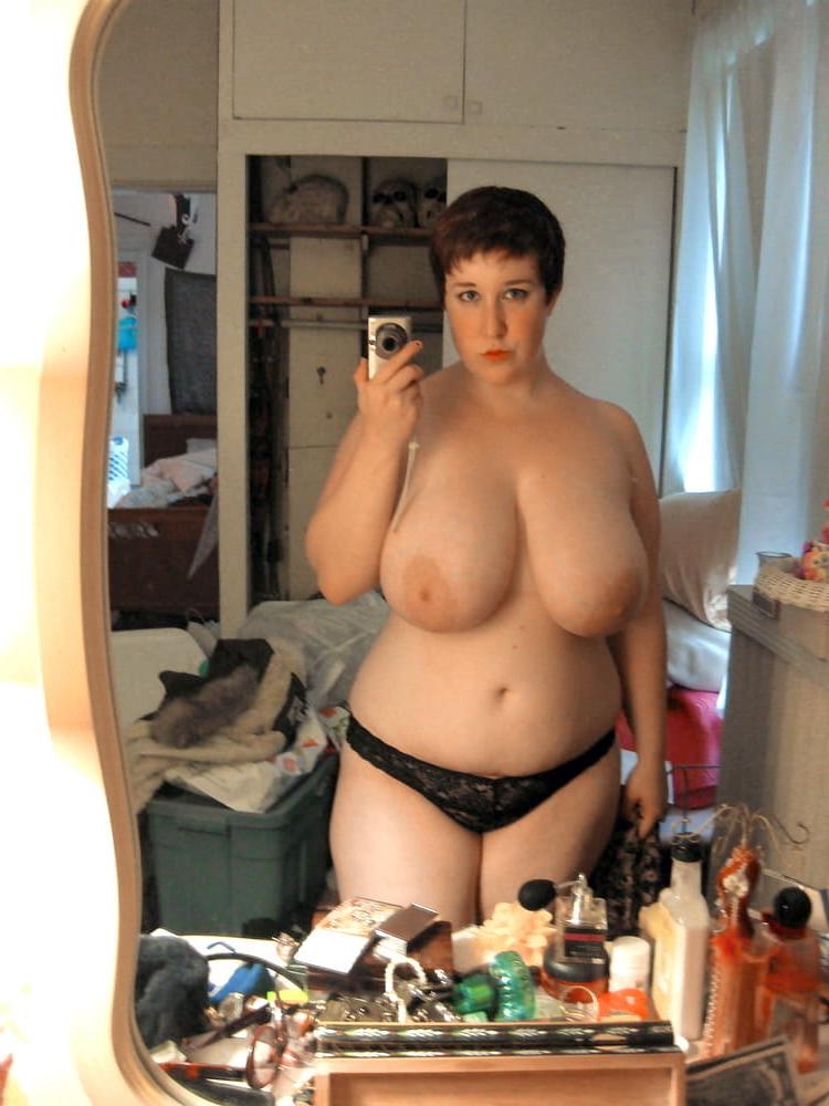 25P Beautiful and Busty MILFs 39