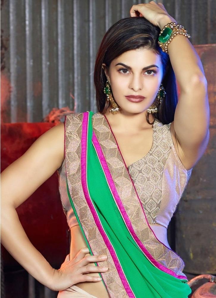 25P Delicious Desi Armpits