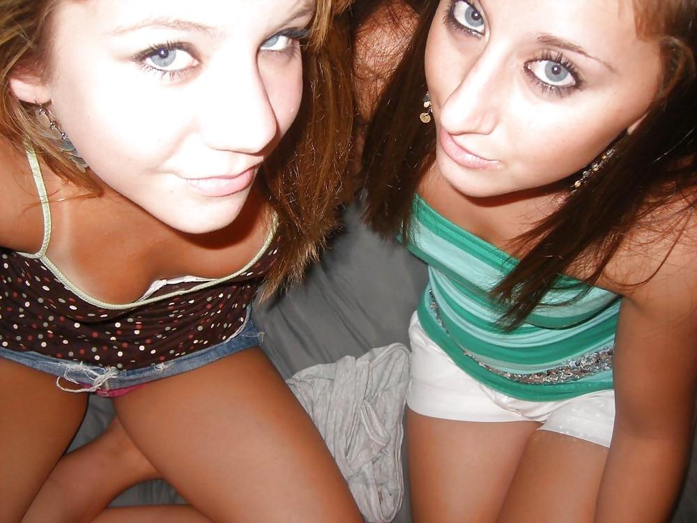 25P Self Shot Teens in Heat