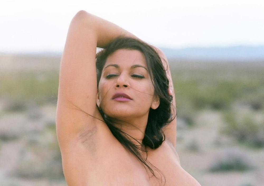 25P Delicious Desi Armpits