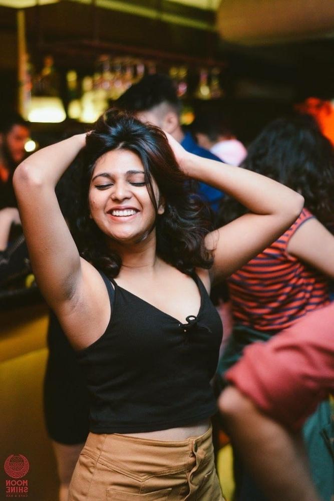 25P Delicious Desi Armpits