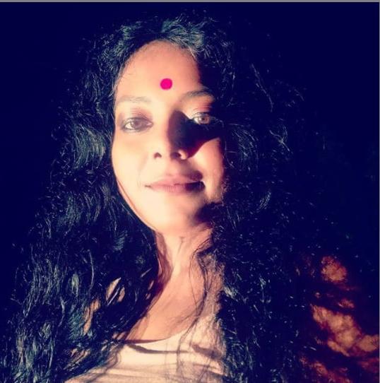 25P Desi smkr in Sari, Princess Leah