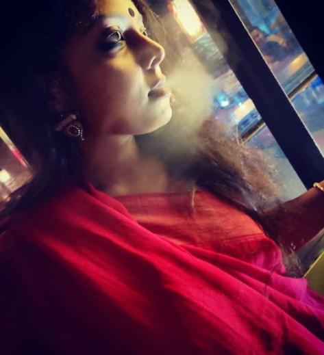25P Desi smkr in Sari, Princess Leah