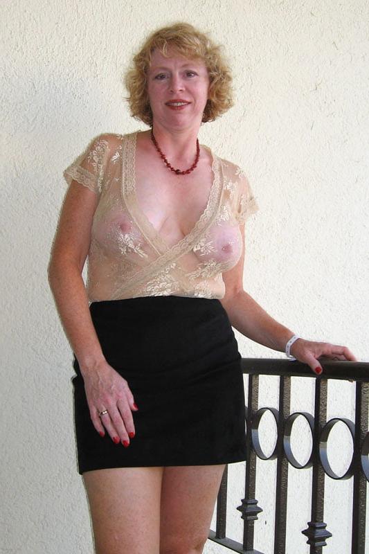 25P Mary Liz Corset Pix Mature Red head lingerie stockings