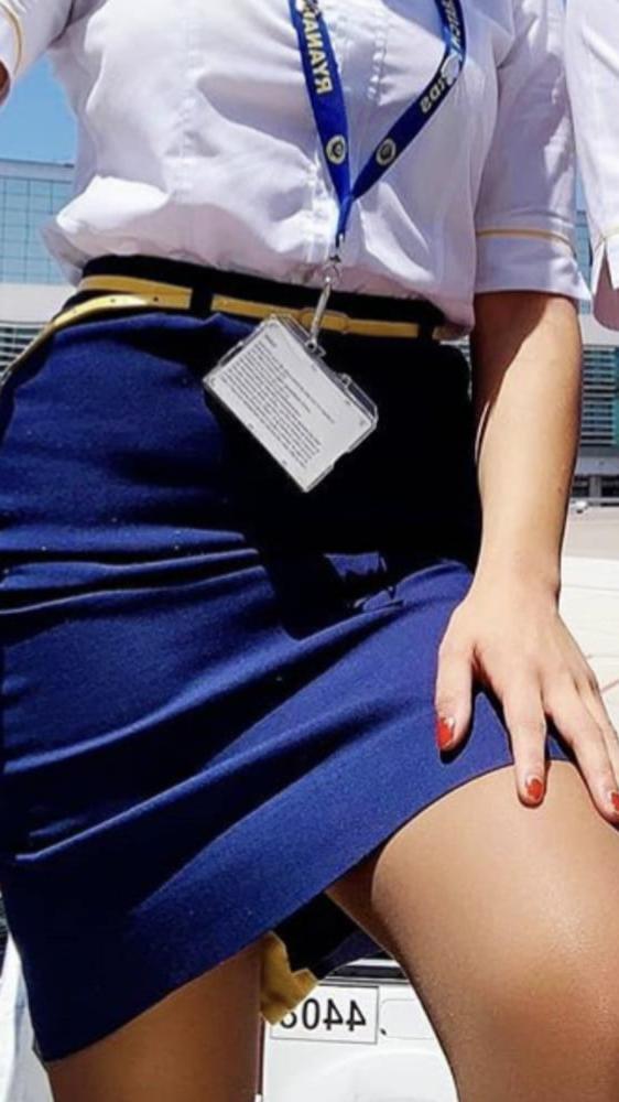 25P I am back flying and sharing big hard cocks with Abi again
