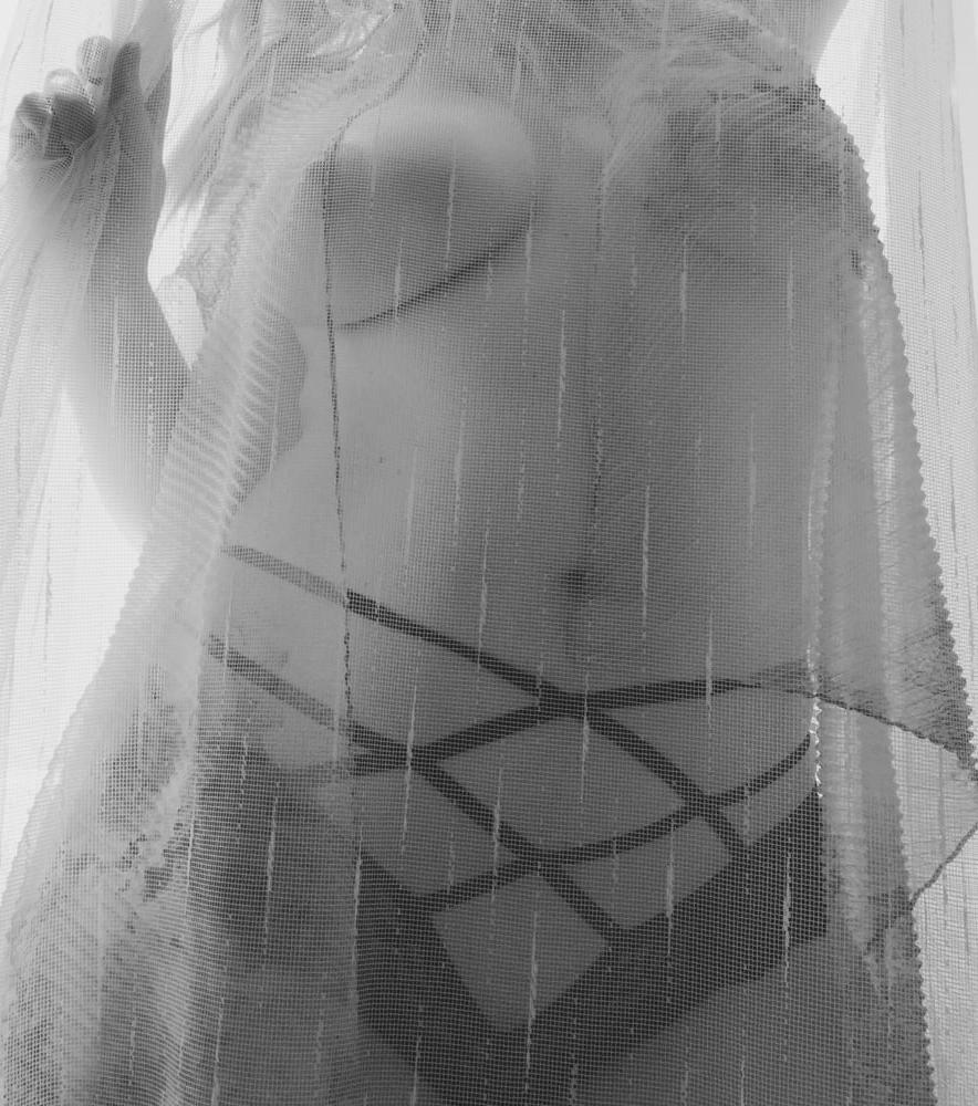 25P Really Hot Busty Babe