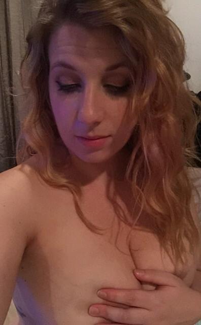 25P Really Hot Busty Babe