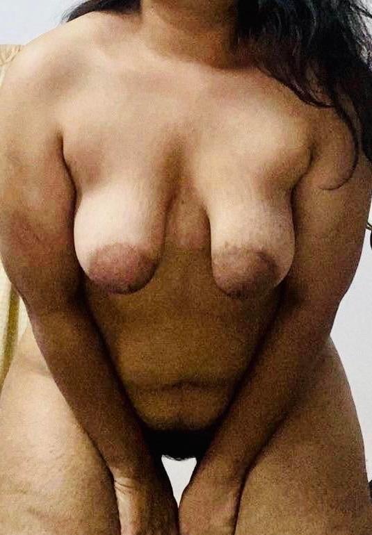 16P Desi NRI aunty pussy