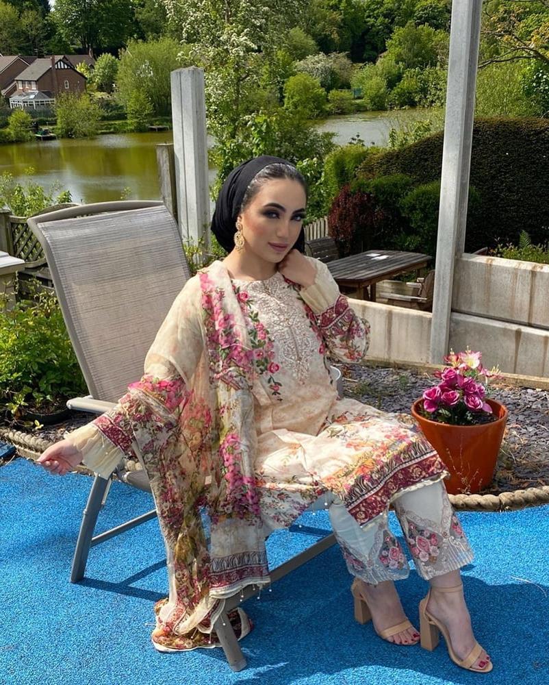 25P Sexy Paki Women Desi Love Cock