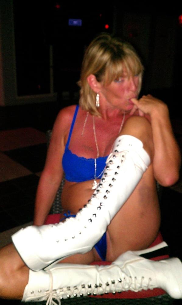 25P Diane, 54, Florida