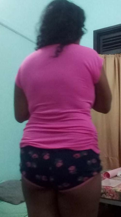 19P wifes back beauty