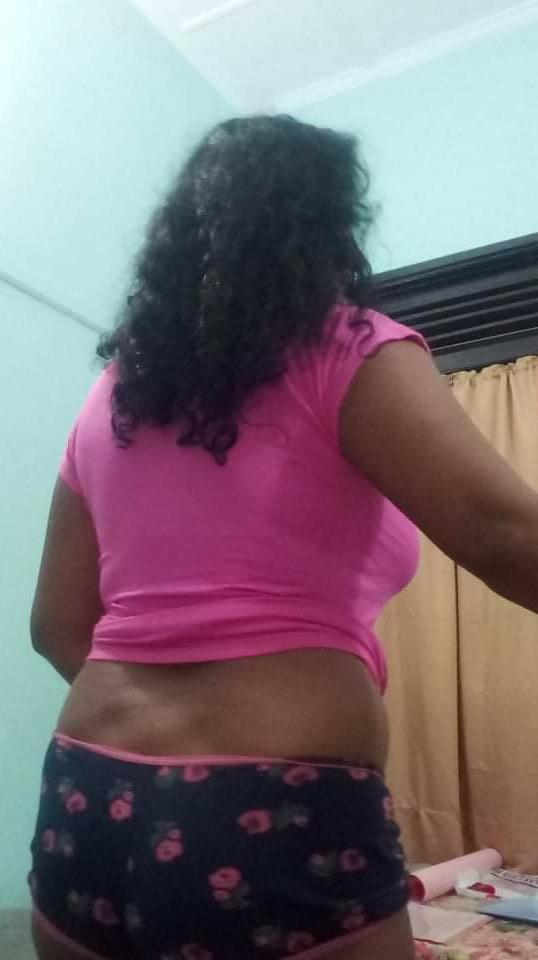 19P wifes back beauty