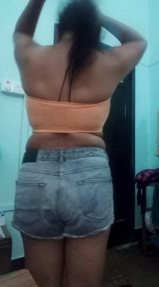 19P wifes back beauty