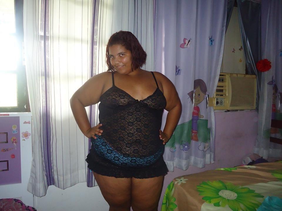 10P Amateur see through, wet tshirts, hard nipples 1