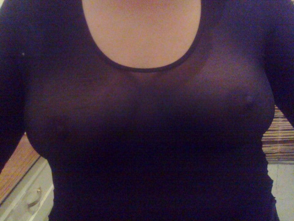 10P Amateur see through, wet tshirts, hard nipples 1