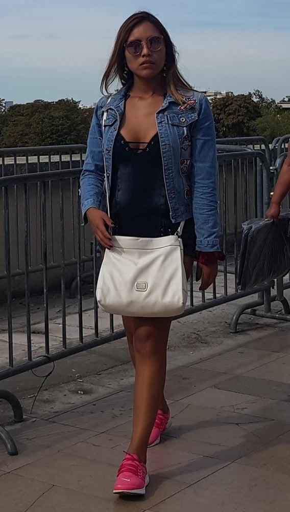 5P asian girl, downblouse and miniskirt