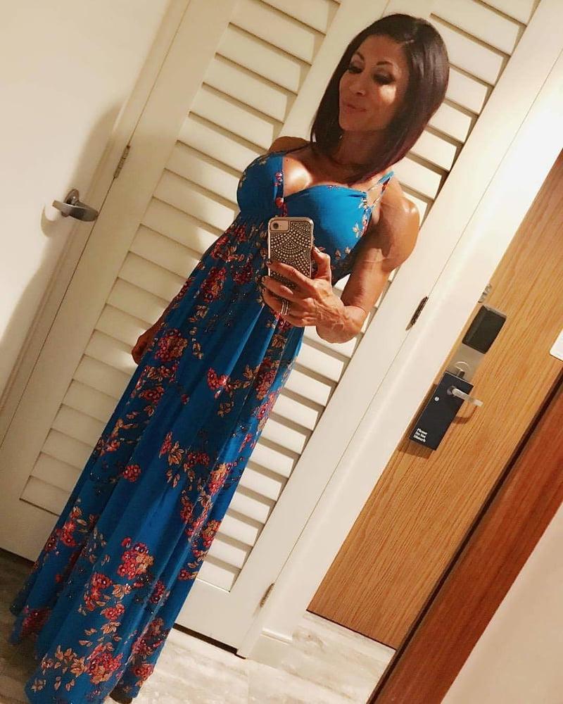 17P Exotic Asian Beauty Karen Noorlun!