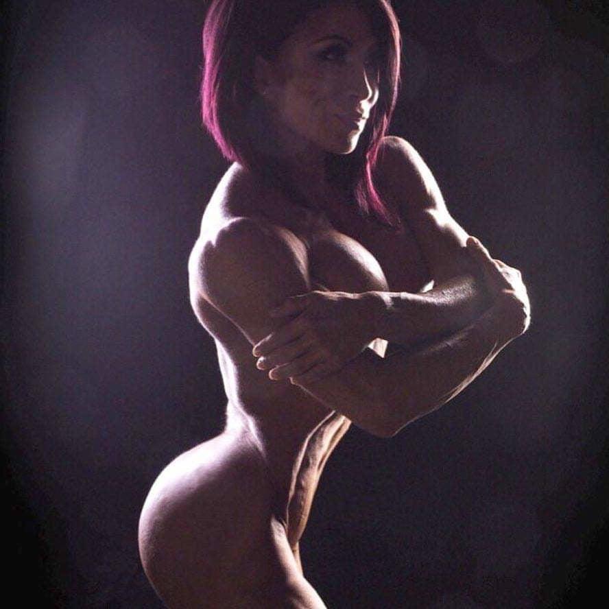 17P Exotic Asian Beauty Karen Noorlun!