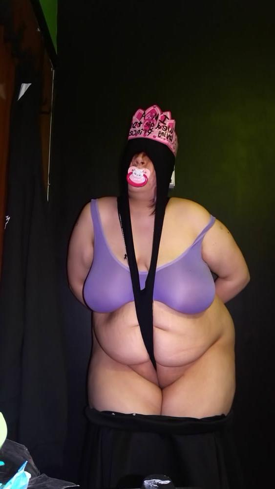 16P Diaper slut amy