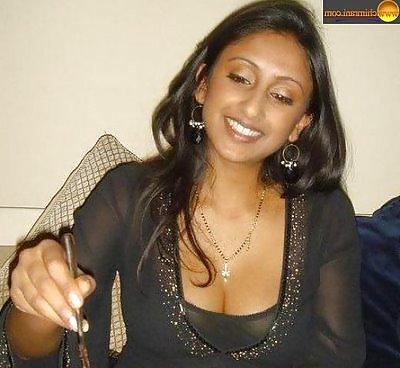 20P Indian Desi Babe 