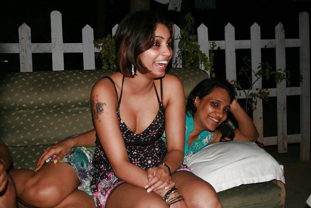 20P Indian Desi Babe 