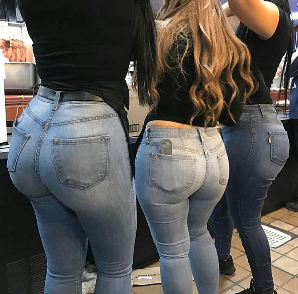 25P Sexy Busty