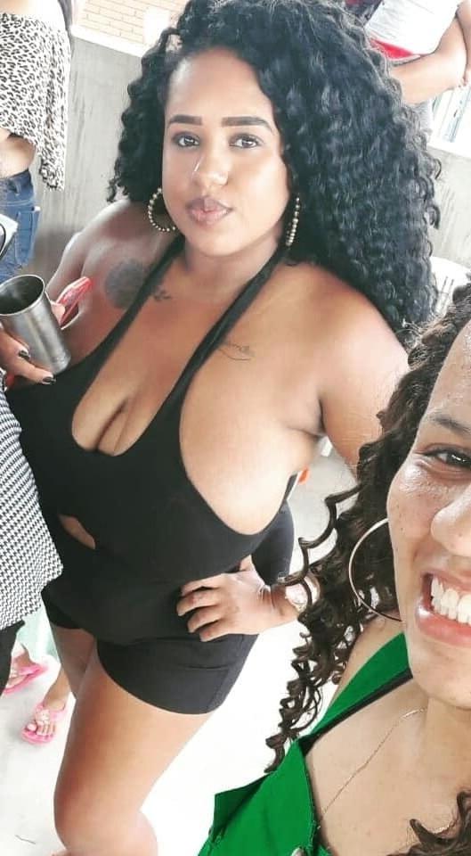 7P Busty BBW Amateur 22
