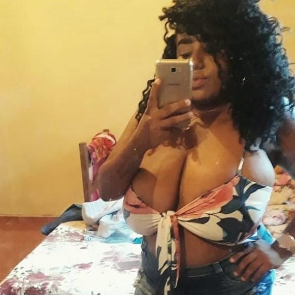 7P Busty BBW Amateur 22