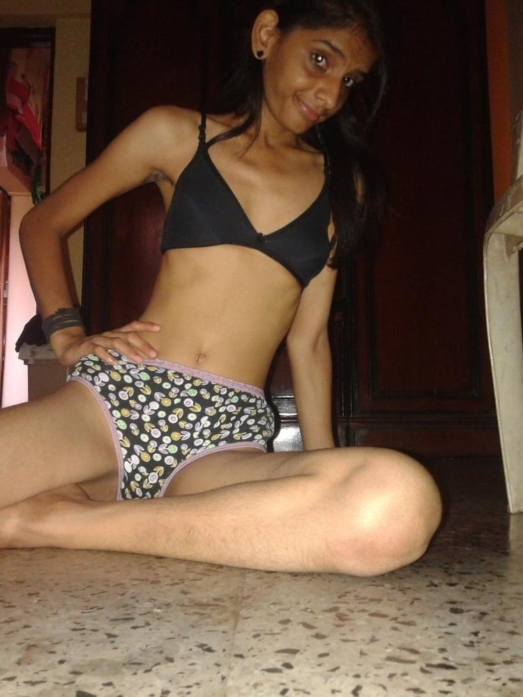 25P Slim desi girl nagma
