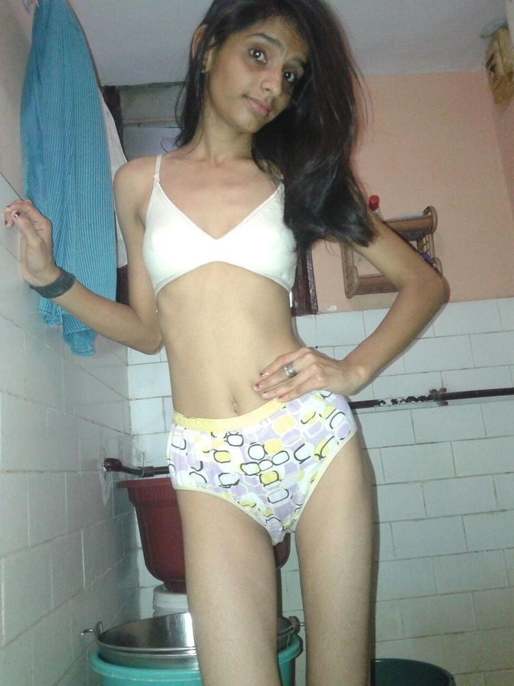 25P Slim desi girl nagma