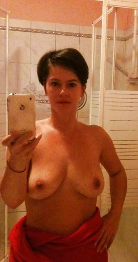 25P Gorgeous and Busty Mature Ladies 31