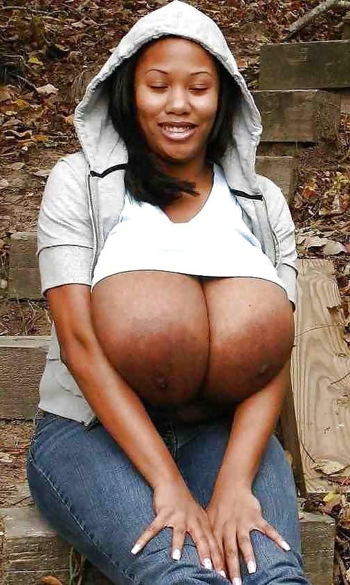 9P Busty BBW Amateur 21