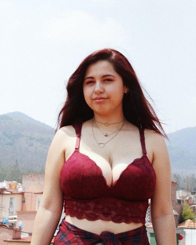 8P Fine n Busty 9