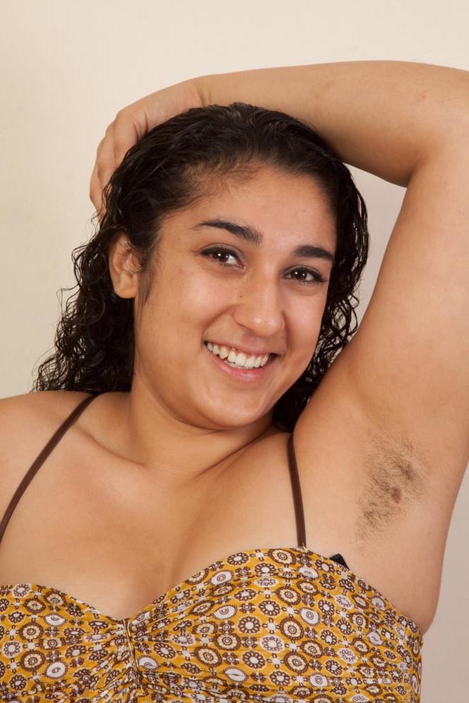 25P Desi Girl 0016 - Poonam Exposed (Nudes)
