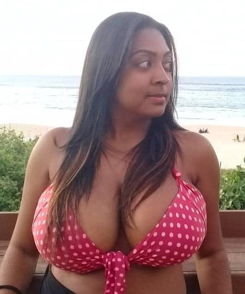 9P Busty Amateur 65