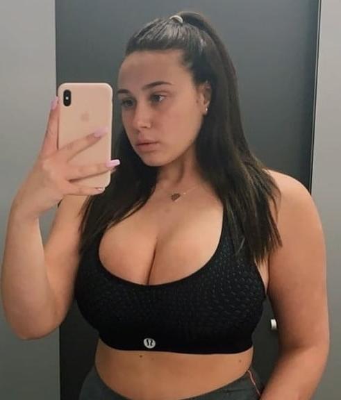 6P Fine n Busty 11