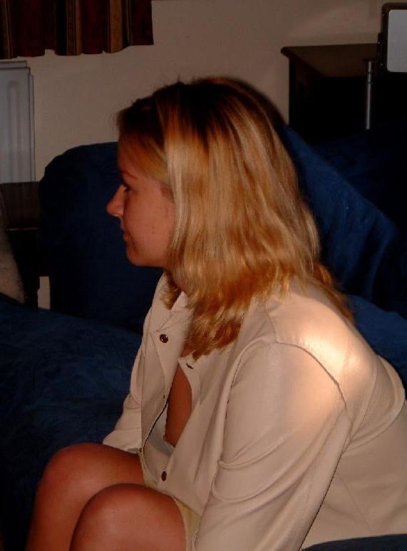 25P Downblouse 14