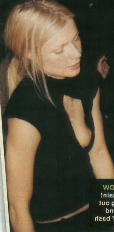 25P Downblouse 9