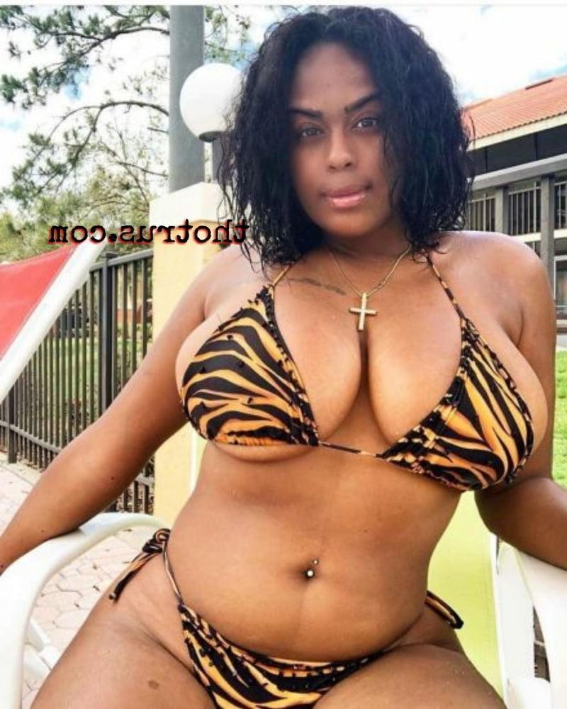 25P Unknown Busty Women 17