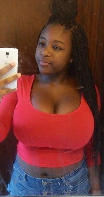 25P Unknown Busty Women 17