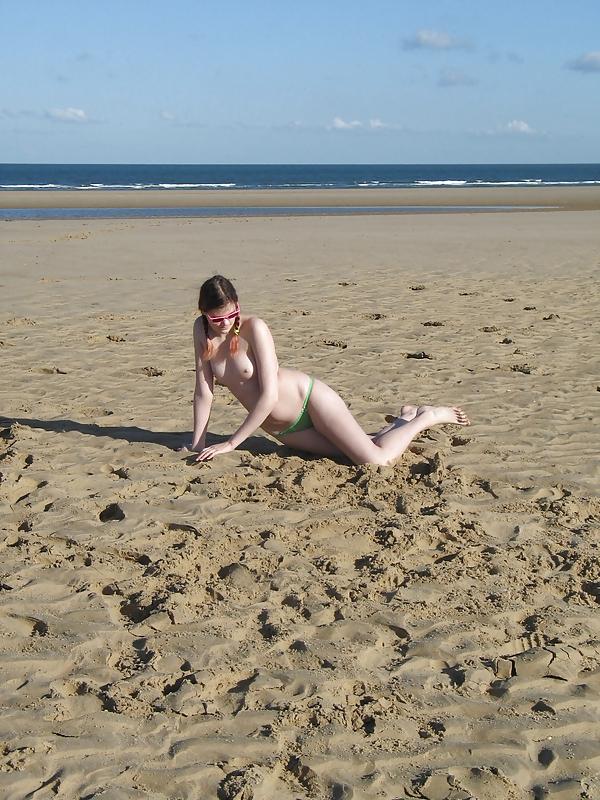 8P Random beach pictures of me