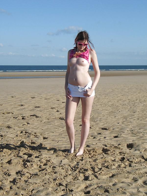8P Random beach pictures of me