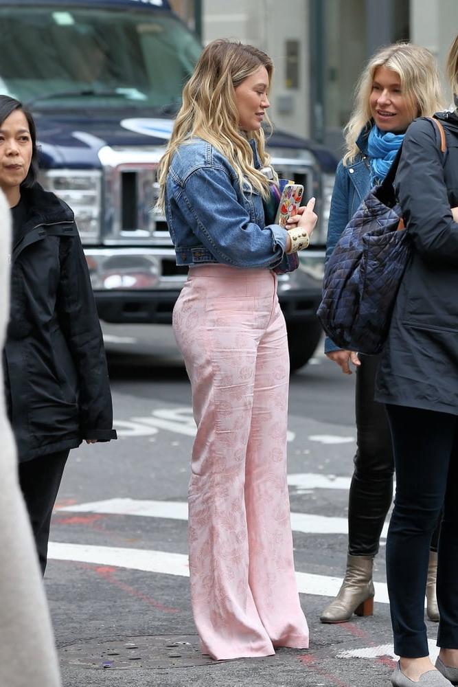 25P Hilary Duff ultimate ASS compilation