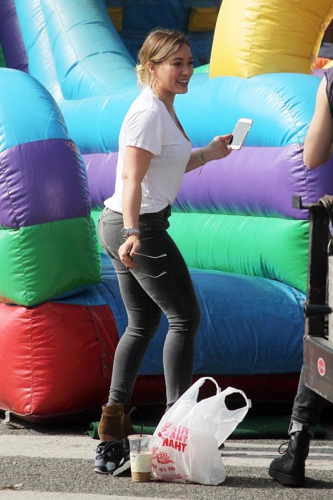 25P Hilary Duff ultimate ASS compilation