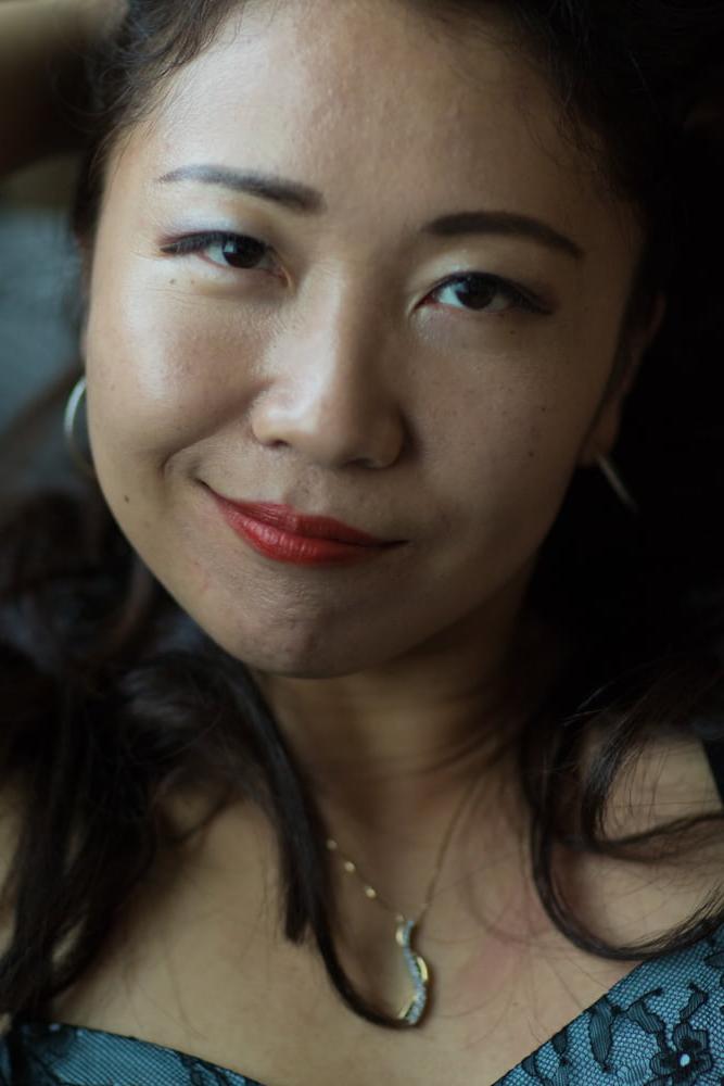 25P Happy Asian Boudoir