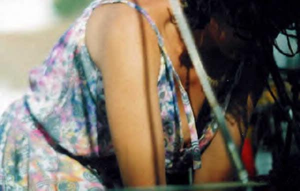 25P Downblouse 13